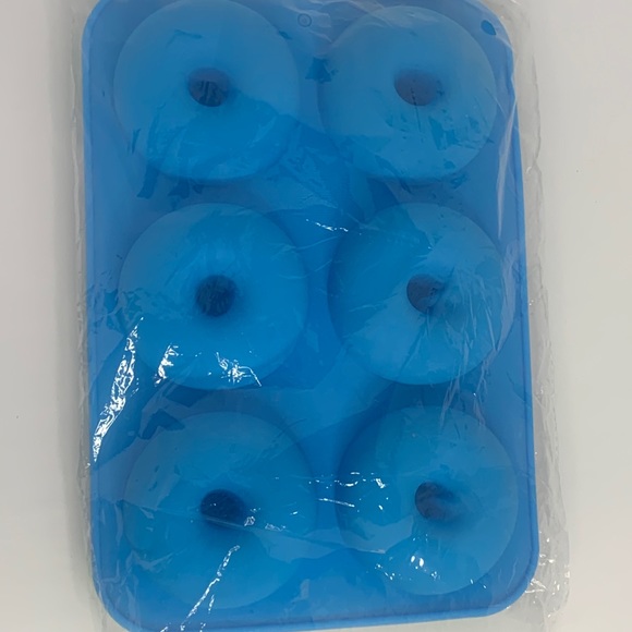 New Walfos 3 Pack Mini Donut Bagel Non Stick Molds - Picture 4 of 4